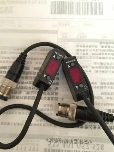 새 Keyence PZ-V13P PZ V13P . 경험