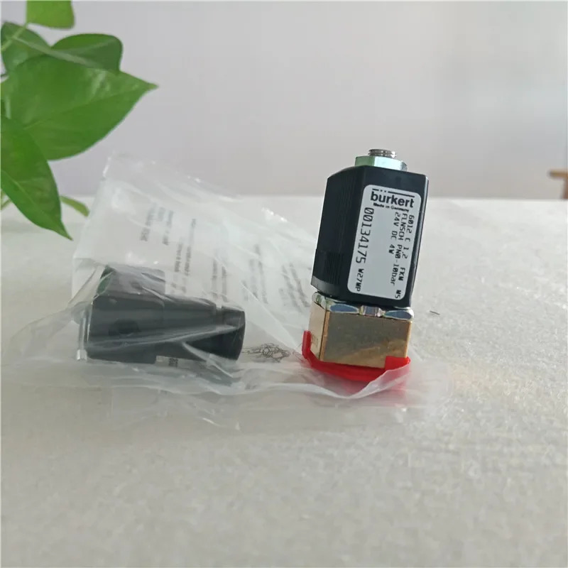 2025.4Burkert 소구경 솔레노이드 밸브 6012 C 1.2 FKM MS FLNSCH 24VDC 00134175