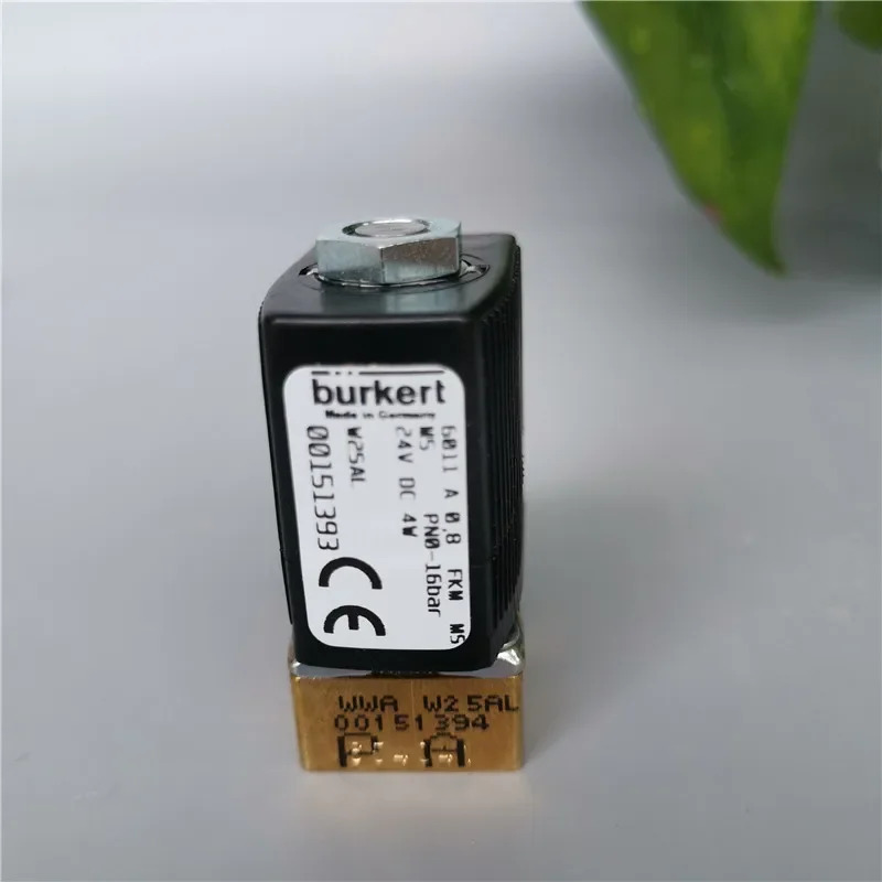 2025.4버크하르트6011 0.8 FKM MS M5 0-16bar 24VDC 00151393