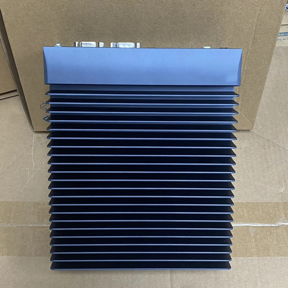 Advantech 임베디드 IPC 컴팩트 MIC-770V3H 다산업 응프로 AI 알고리즘 확장