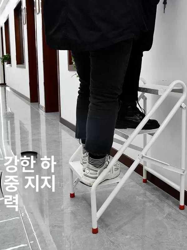 풀장 사다리 간이 실외 스테인레스 난간 펜션용 야외 블랙 3단 높이66cm 접지 58cm 계단 의자 - 상세 이미지 5