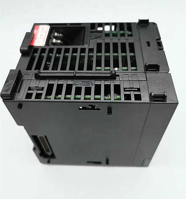 직렬 포트가 내장된 PLC 프로그래밍 컨트롤러 KV-7300 CPU 장치 원본