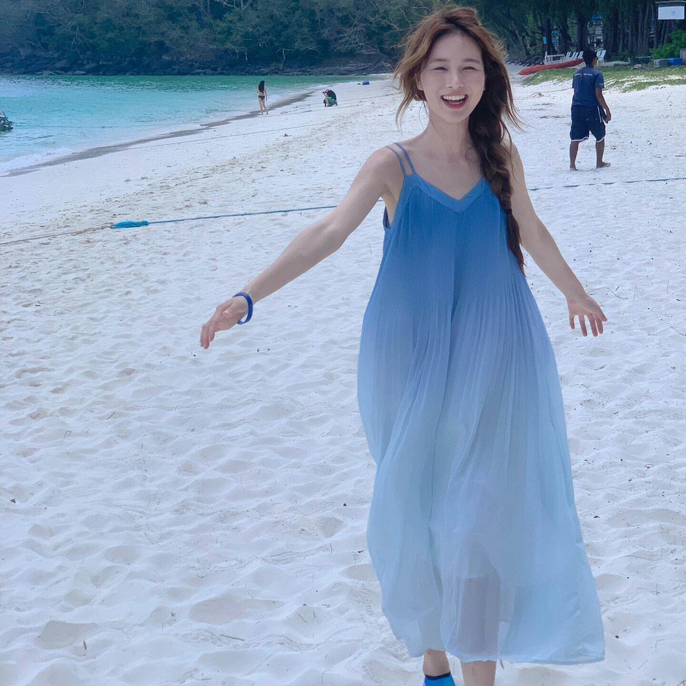 바캉스원피스 동남아원피스 비치원피스 롱 민소매 쉬폰 브이넥 플리츠 그라데이션 하늘하늘 - 상세 이미지 5