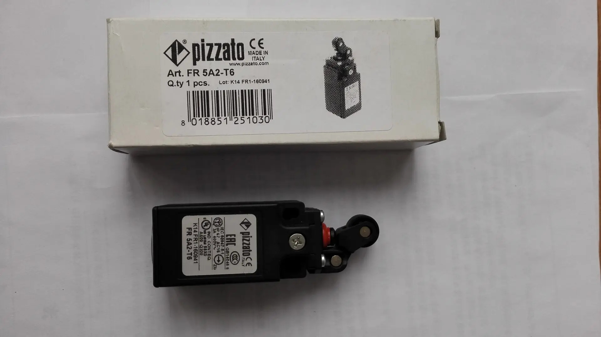 오리지널 PIZZATO토 리미트 스위치 FR 5A2-T6 신