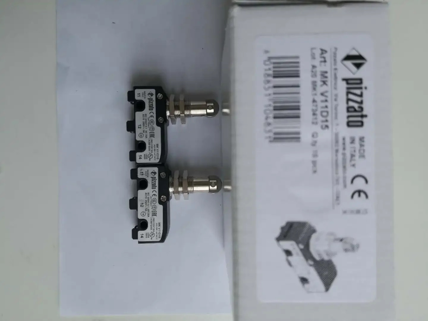 오리지널 Pizzato 마이크로 스위치 MK V11D15