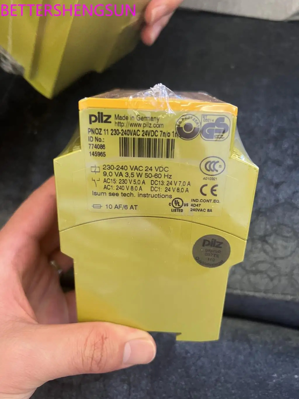 PNOZ 11 SKU 774086 안전 릴레이 230-240VAC 24VDC 774080