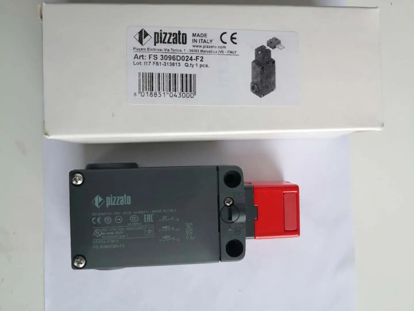 오리지널 Pizzato 보안 도어 잠금 스위치 FS 3096D024