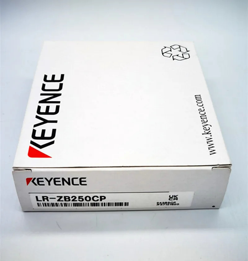 LR-ZB250CP 독립형 CMOS 레이저 센서 직사각형M8 커넥터 250mm 새 원본