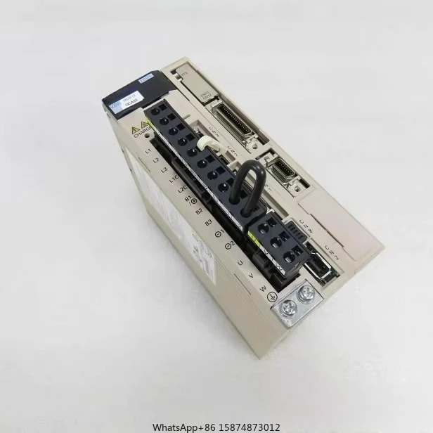 서보 드라이브 SGD7S-200A00A002 SGD7S-180A10A002 SGD7S-180A00A002 SGD7S-120A10A002 SGD7S-120A00A002 SGD7S-
