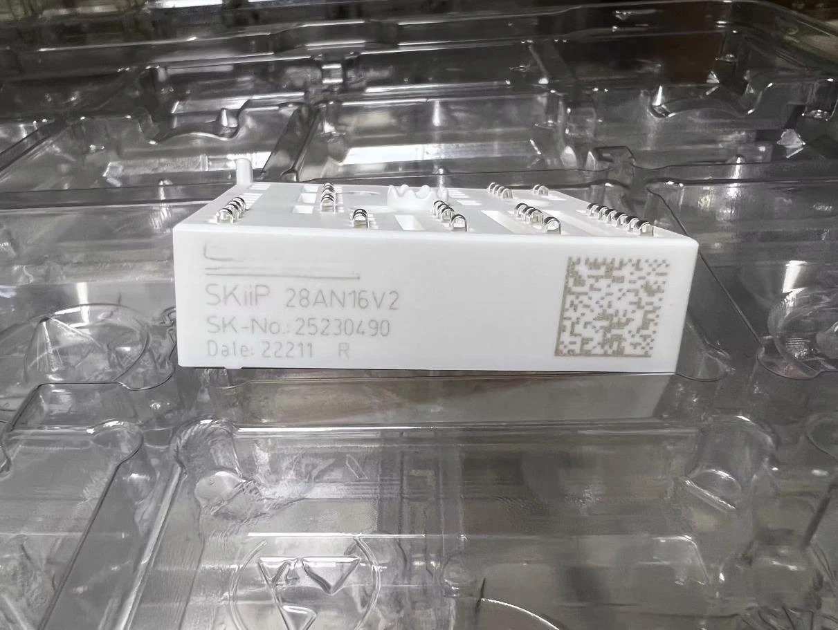 3AXD 100002394270  보드 6MBI100VX-120-50 SKIIP28AN16V2 모듈