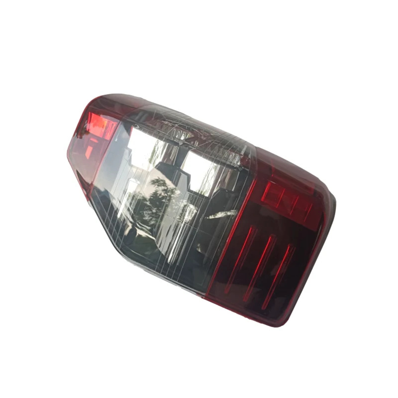 8330B210 Triton L200 자동 예비 부품 본래 미등