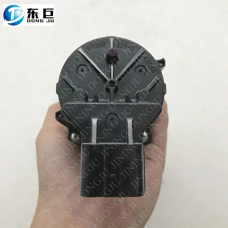 Zx200-3 Zx240-3 Zx330-3 Sh200-5 굴삭기 Egr 밸브 8- 98179548 -1 8981795481 898179 -5481 4hk1 6hk1 엔진용