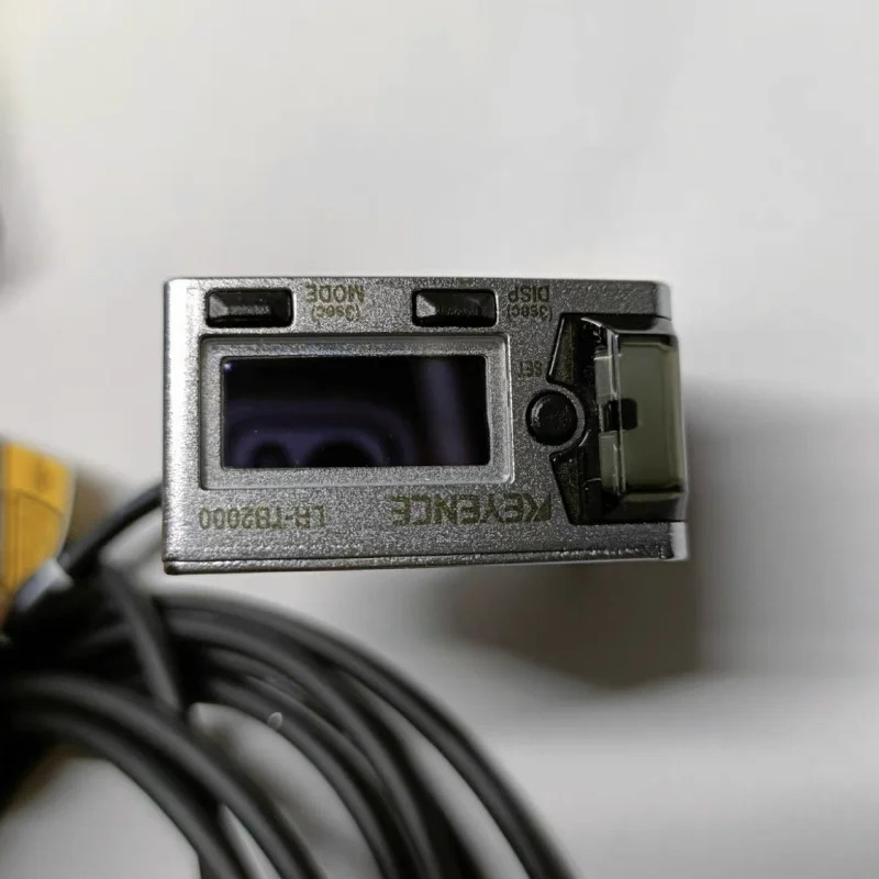 일본 Keyence LR-X 시리즈 디지털 CMOS 레이저 센서 LR-TB2000