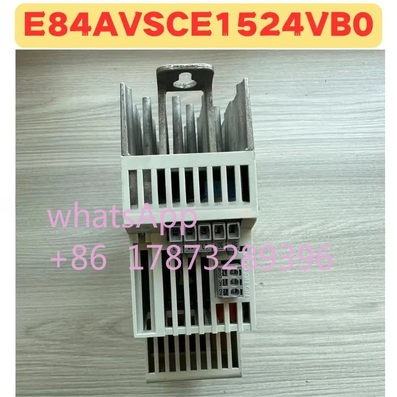 리퍼 주파수 변환기 E84SCE1524VB0 정상 기능 완료