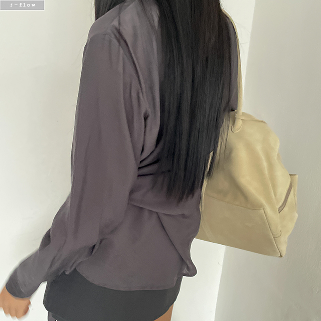 휴이 셔츠넥 랩 꼬임 스트랩 블라우스 2col 봄 가을 셔링 벨트 카라 하프 제이플로우 - 상세 이미지 4