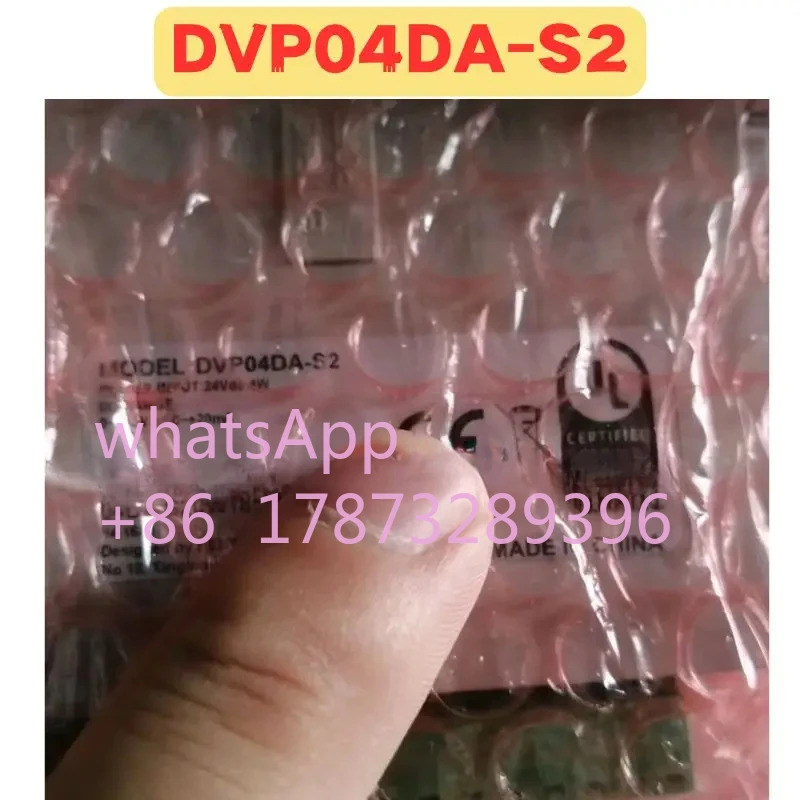 오리지널 DVP04DA-S2 DVP04DA S2 PLC 모듈