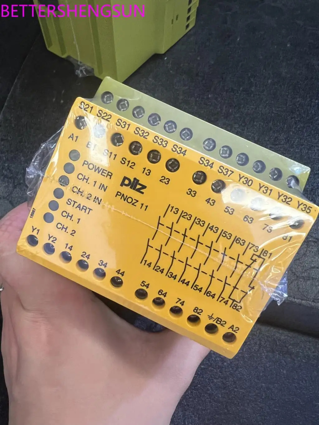 PNOZ 11 SKU 774086 안전 릴레이 230-240VAC 24VDC 774080