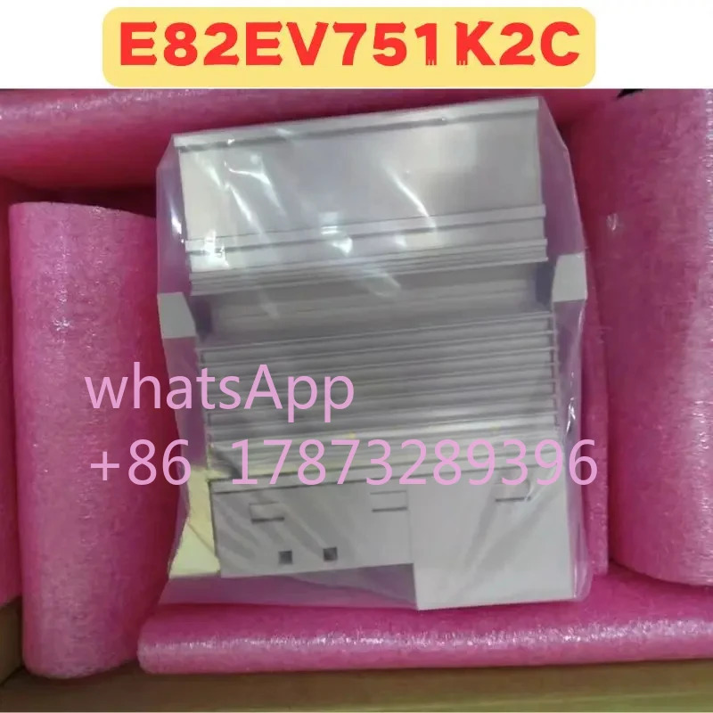오리지널 E82EV751-2C E82EV751K2C 주파수 변환기