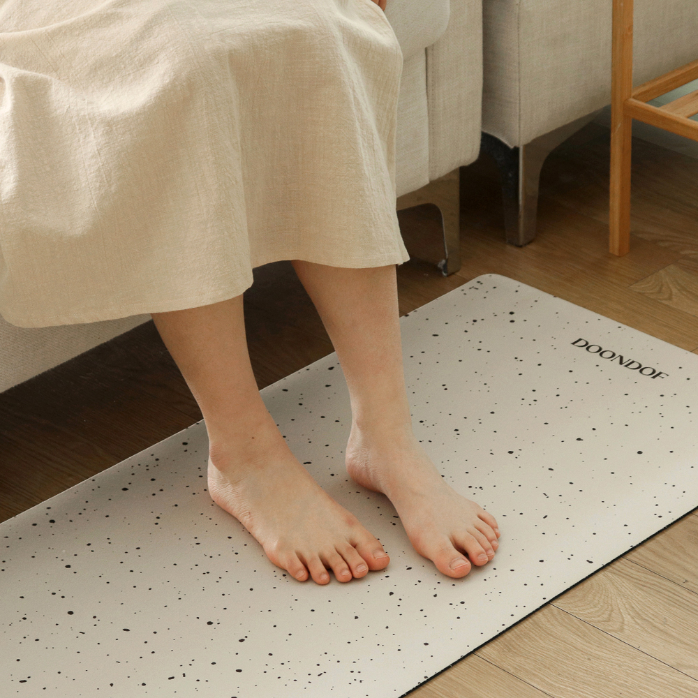 도온도프 주방 매트 빨아쓰는 규조토 발매트 욕실 현관 베란다 싱크대 도트딥그린, 45x210cm