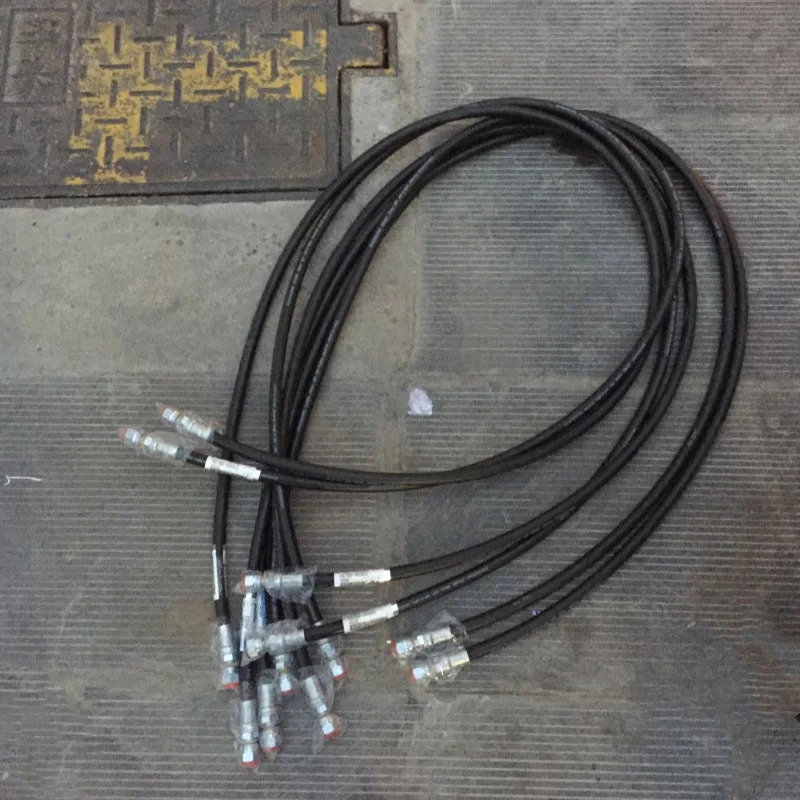 PC300-7 굴삭기 워킹 파이프 호스 02762-00322