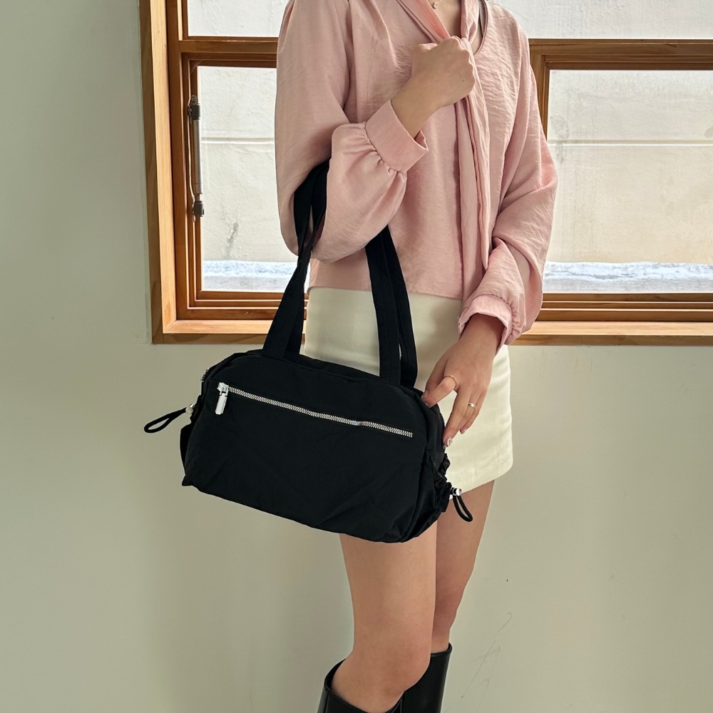 [먼슬리무드] 루나 무드 나일론 데일리 보부상 숄더백 (3색상) 블랙 - 상세 이미지 2