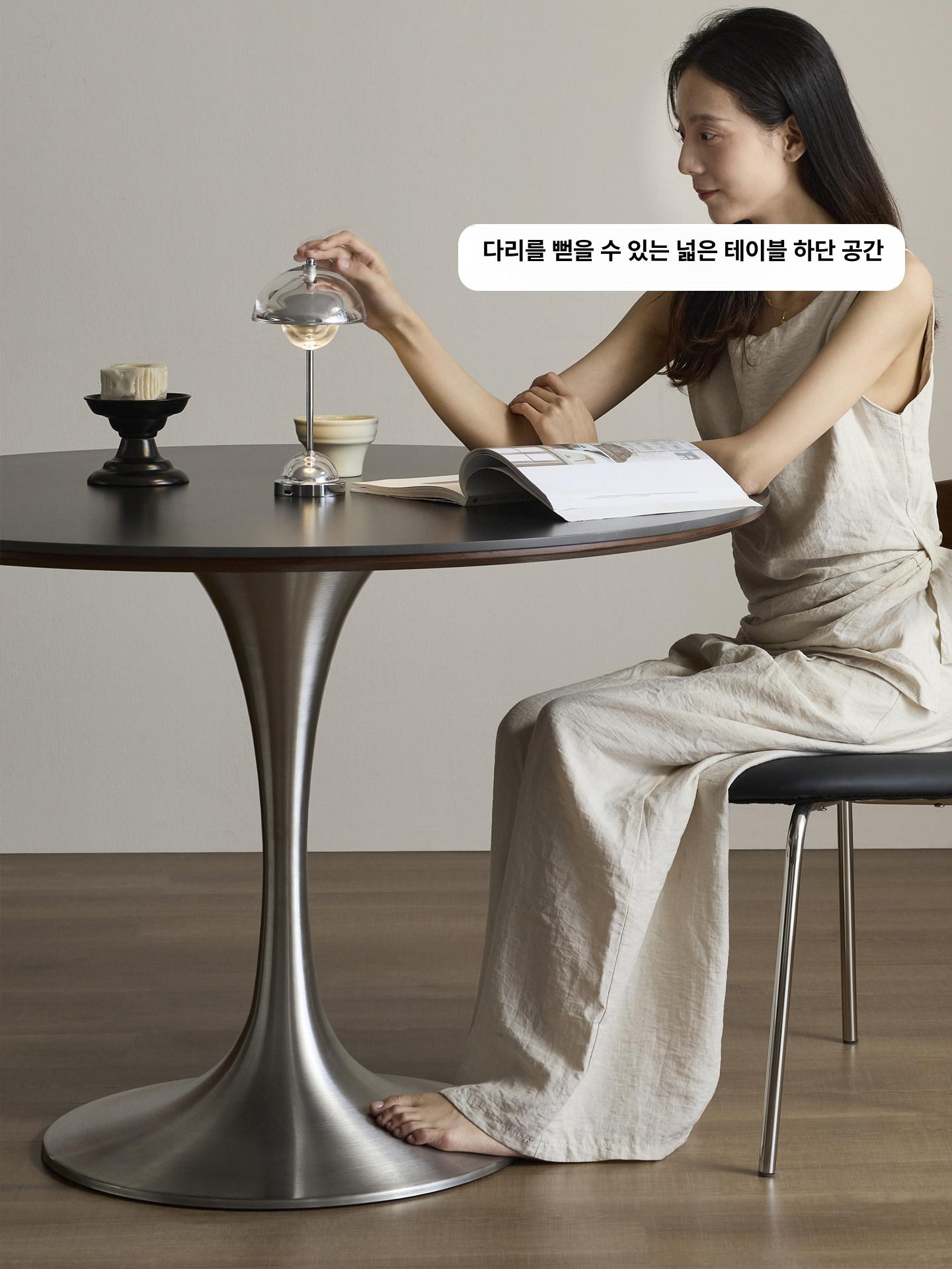 원형 사이드테이블 디자이너 테이블 앤틱 대리석 원룸 90cm 블랙 - 상세 이미지 5