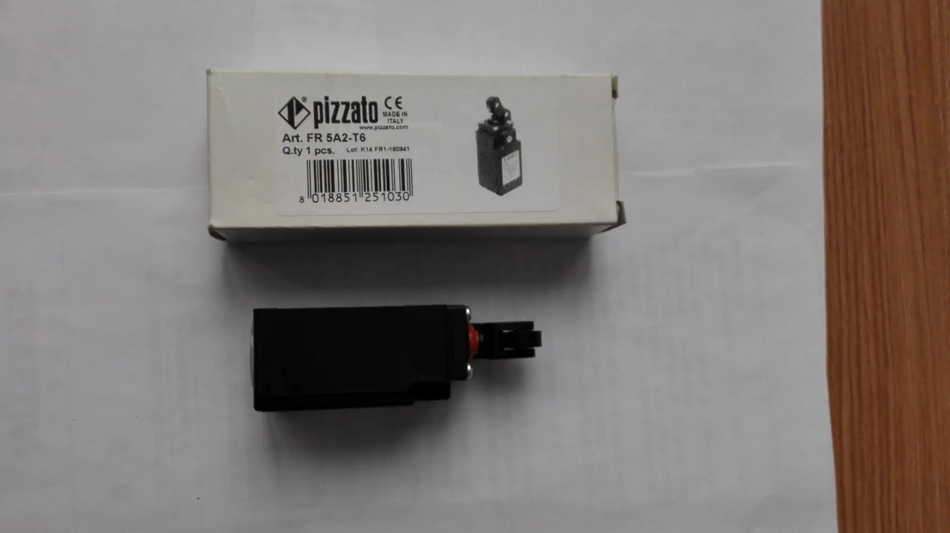 오리지널 PIZZATO토 리미트 스위치 FR 5A2-T6 신