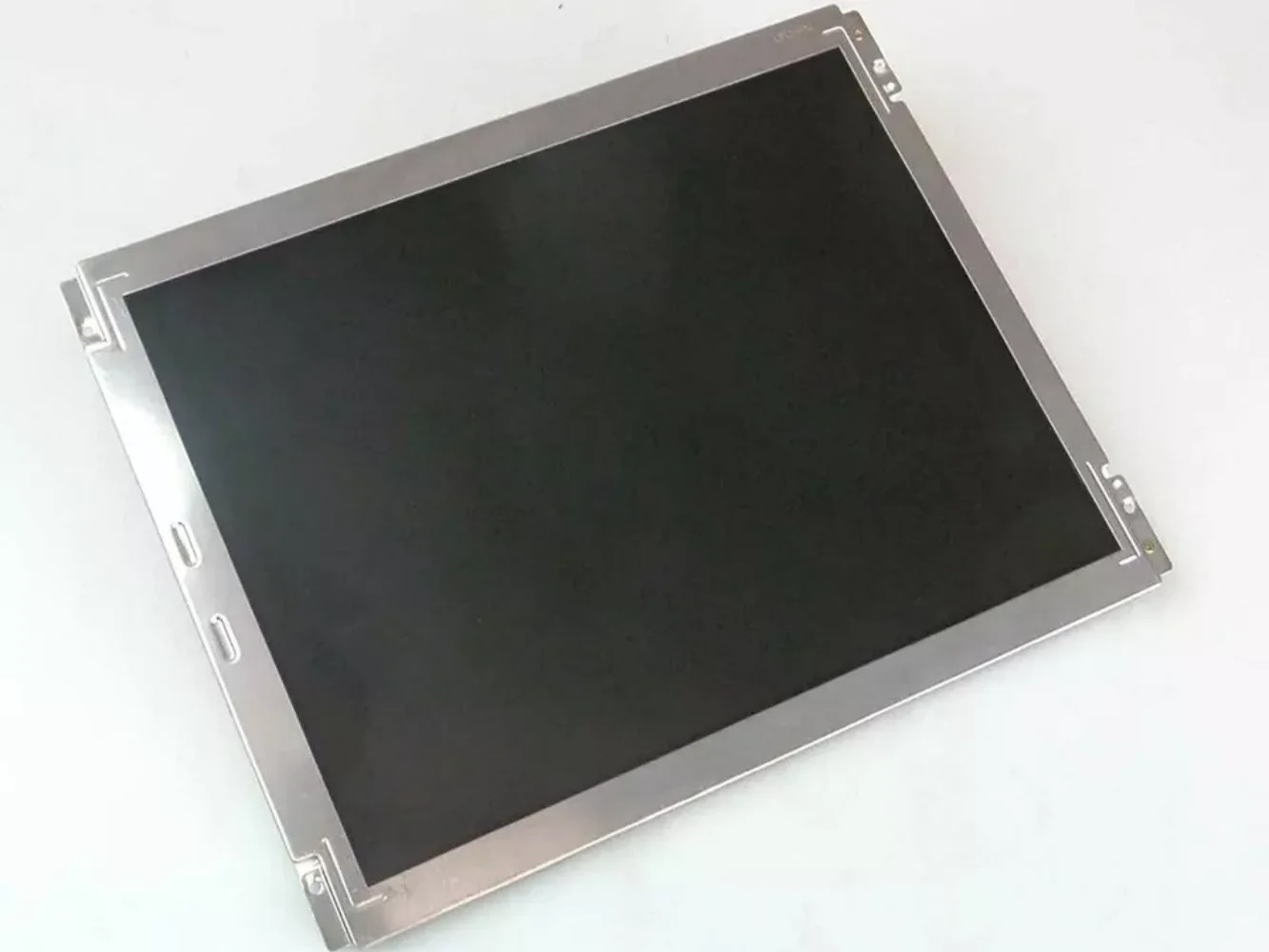 LB121S03-TL01 12.1인치 화면