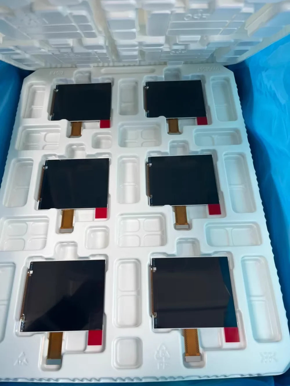 포장 LPM035M407B 오리지널 패키지