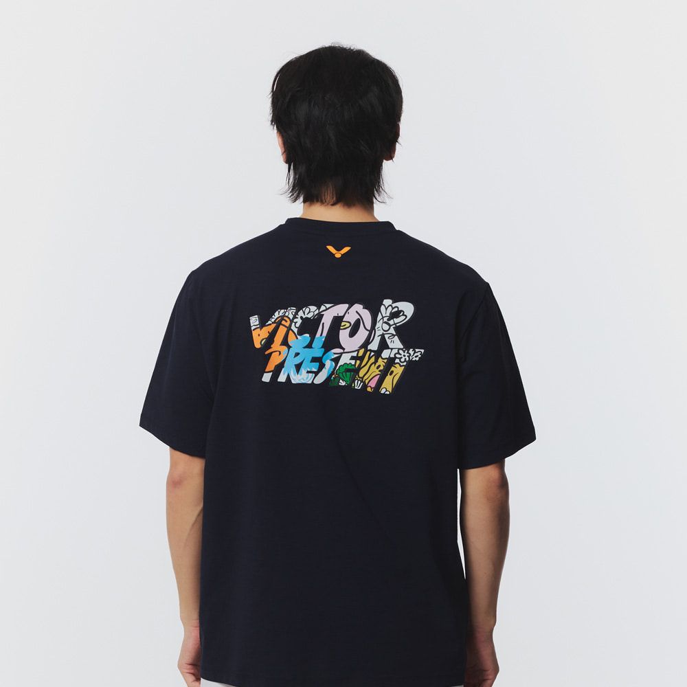 빅터 2026SS VT26ATO203U 위 쉐이드 네이비 반팔 남여공용 오버핏 티셔츠 - 상세 이미지 4