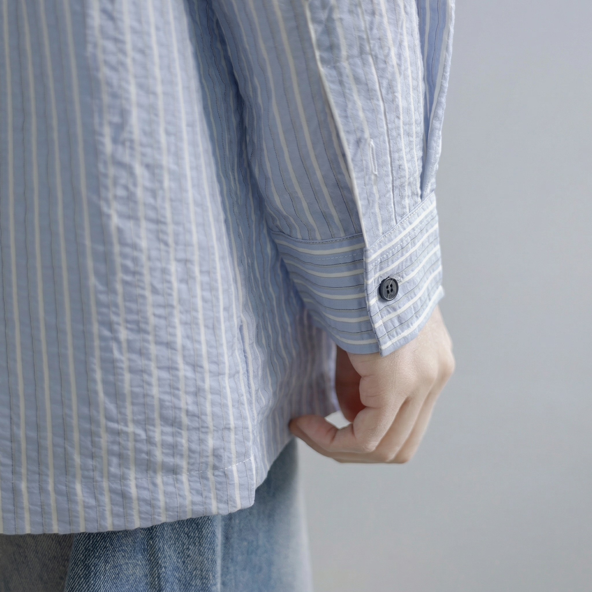 남자 스트라이프 셔츠 남성 오버핏 캐쥬얼 구김없는 셔츠 - 상세 이미지 5