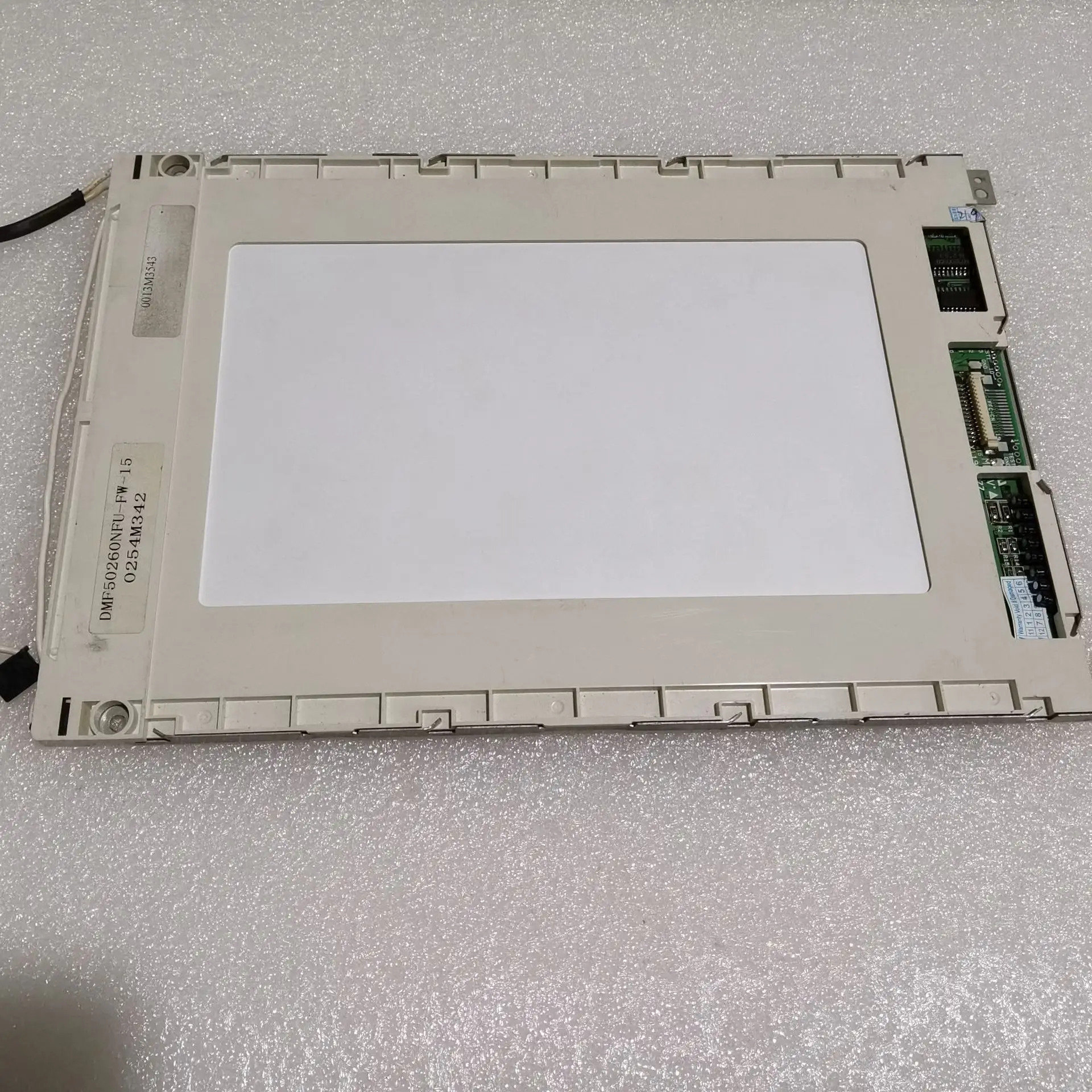 DMF50260NFU-FW-15 산업LCD 디스플레이