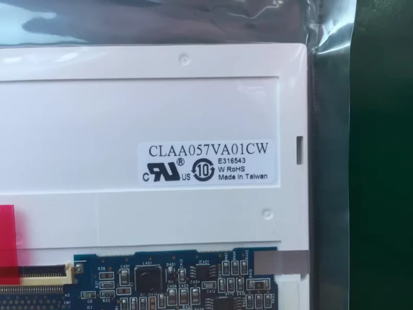 CLAA057VA01CW