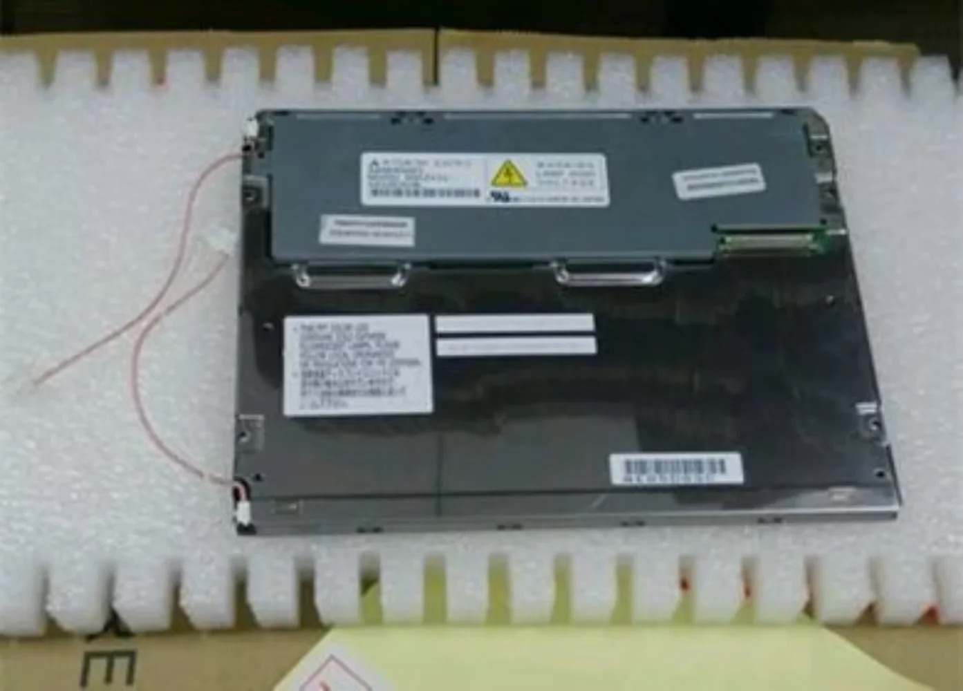 AA084SA01 8.4인치 산업LCD 디스플레이 화면