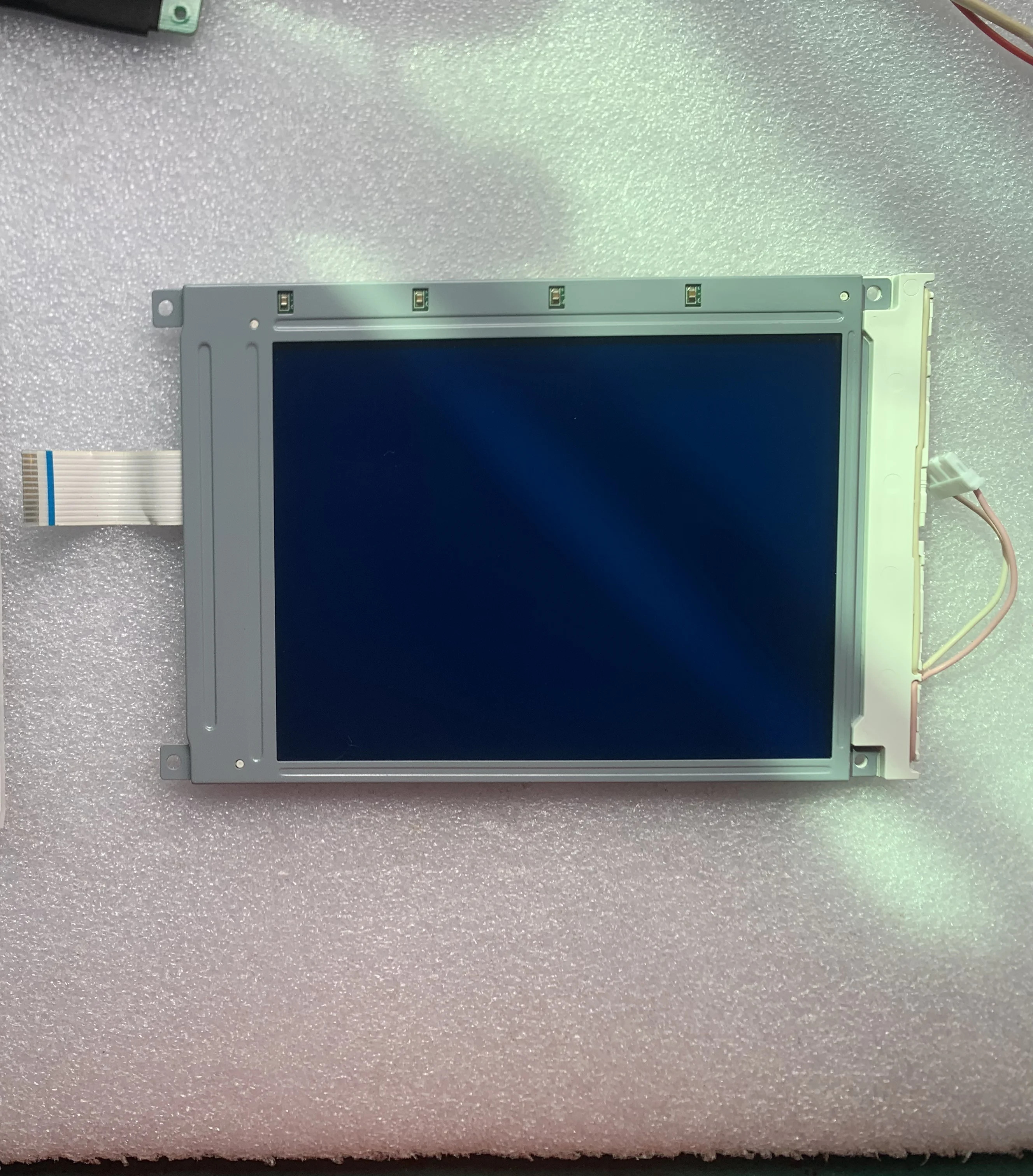 5.7인치 LCD 화면 LM3P2