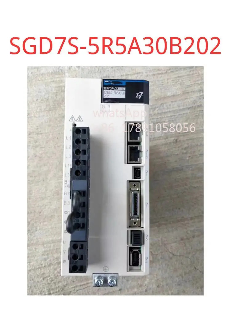 SGD7S-5R5A30B202 서보 드라이버 충분