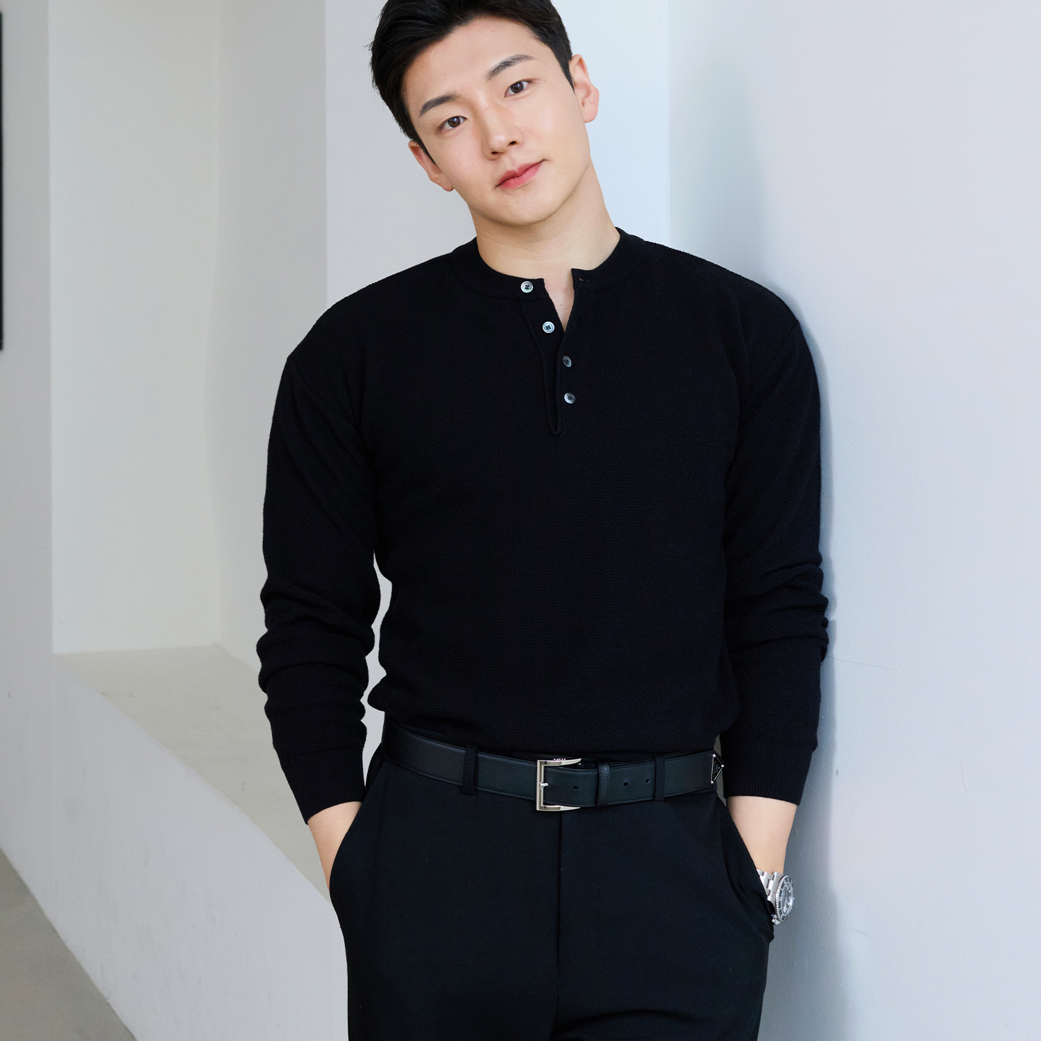 남자 머슬핏 니트 긴팔 헨리넥 이미지 3