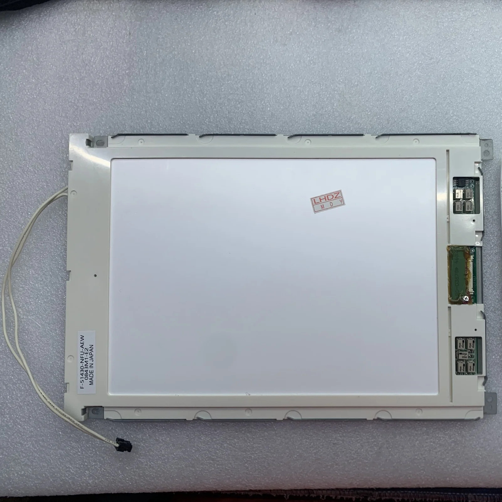 F-51430-NFU-AEW LCD 디스플레이 화면