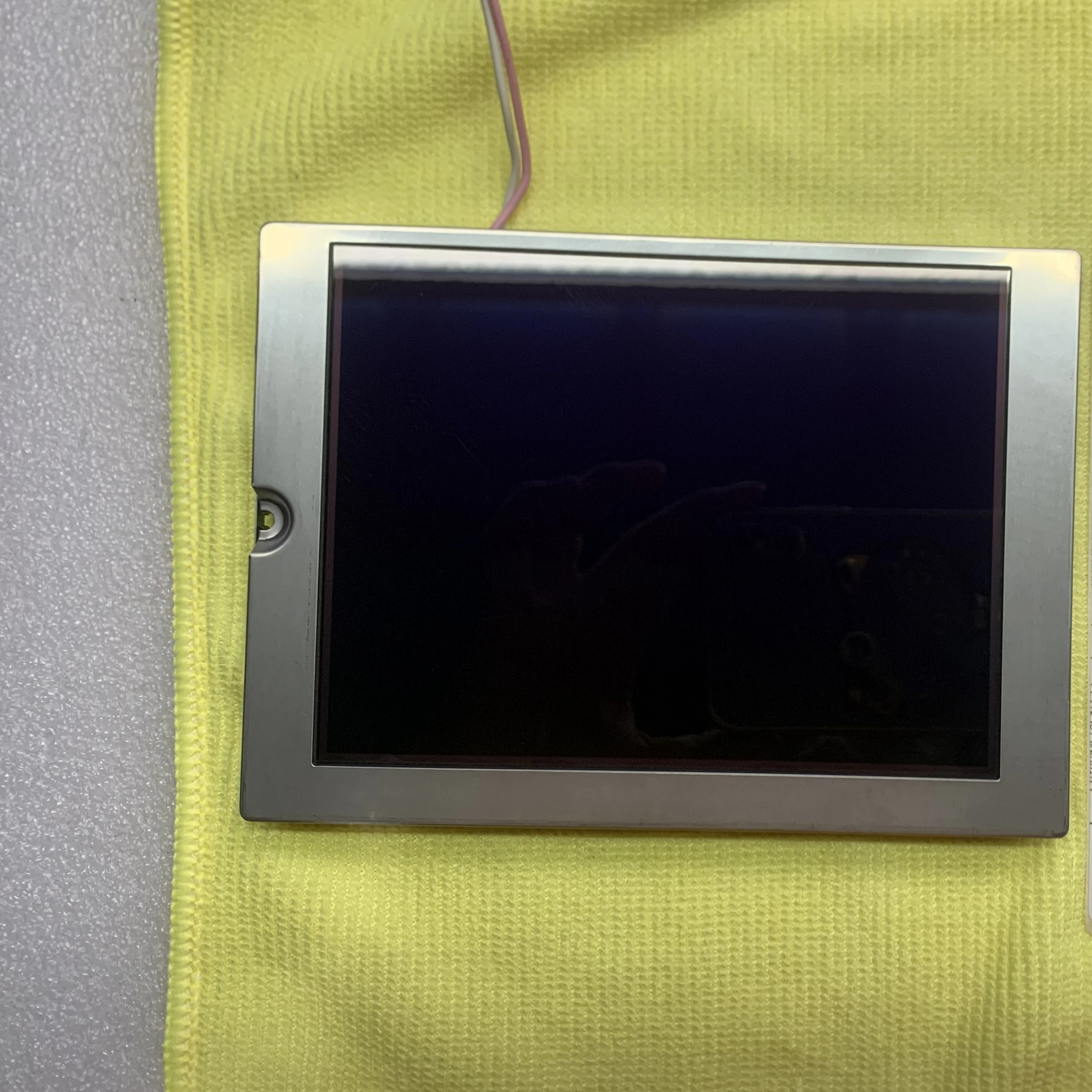 KCG057QV1DB-G500-14-08-87 5.7인치 320 240 컬러 CSTN-LCD 디스플레이 전자