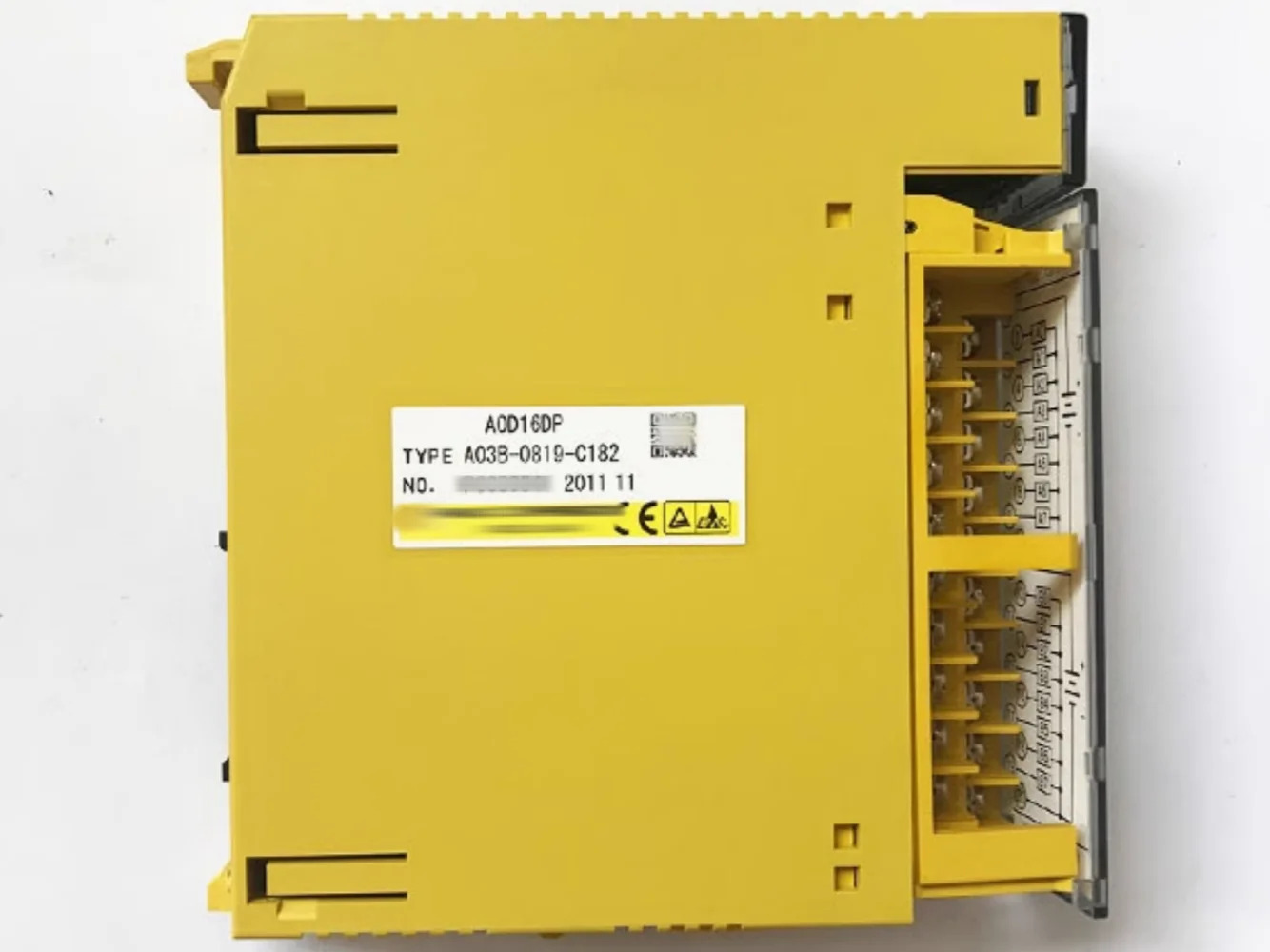Fanuc iO 출력 모듈A03B-0819-C182