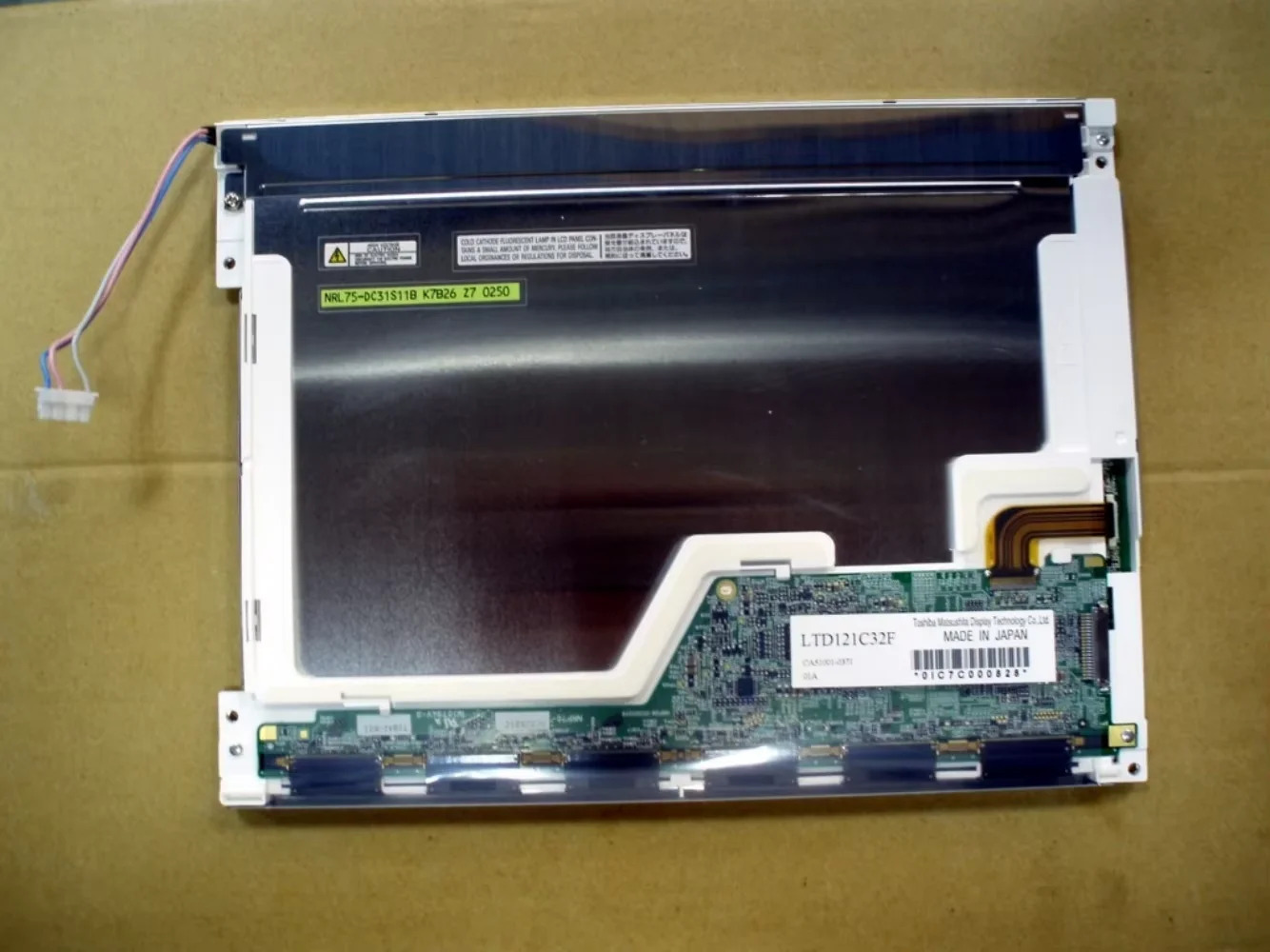 LTD121C32F LCD 디스플레이