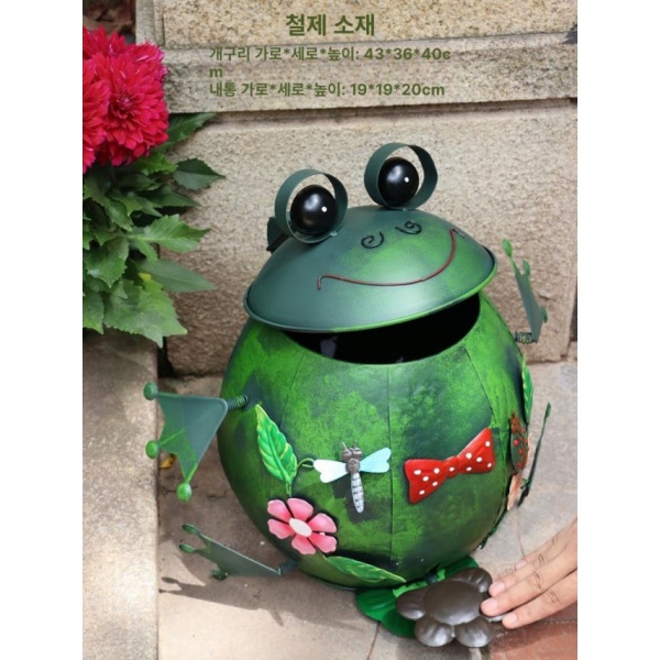 튼튼한 야외 철제 대형 분리수거함 공원용 드럼통형 정원 쓰레기통 귀여운 개구리 귀여운 개구리 정원 쓰레기통 - 상세 이미지 3