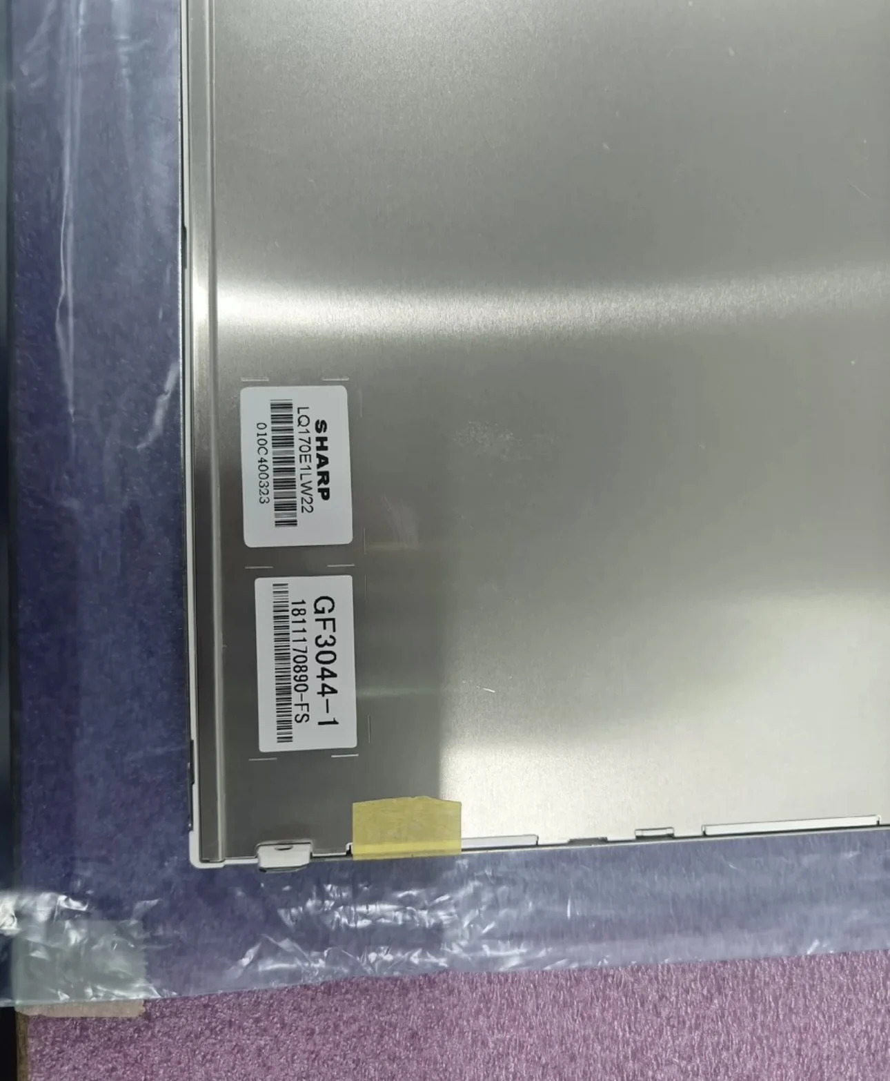 19인치 LQ170E1LW22 LCD 화면