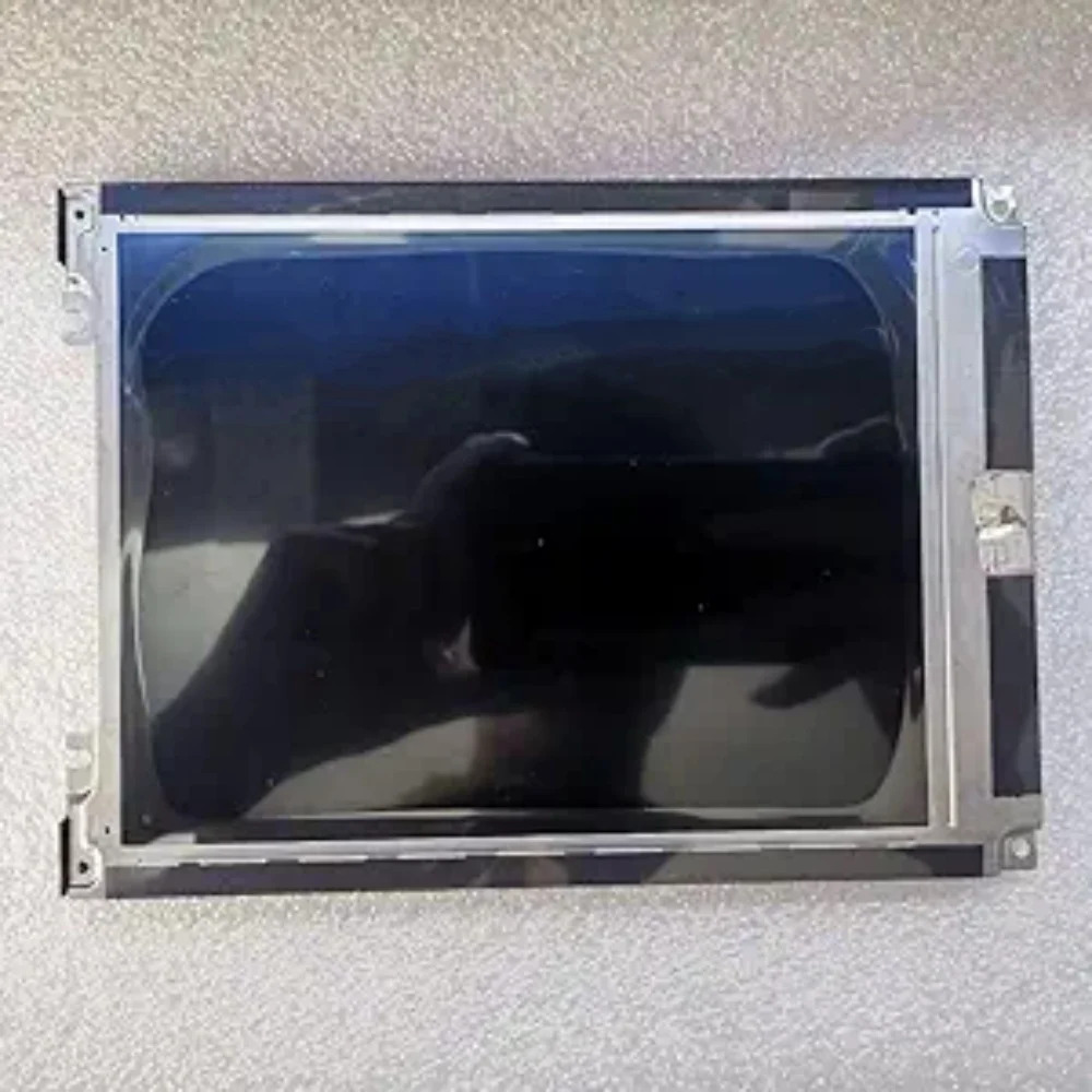 7.7인치 산업LCD 디스플레이LM8V302 640x480