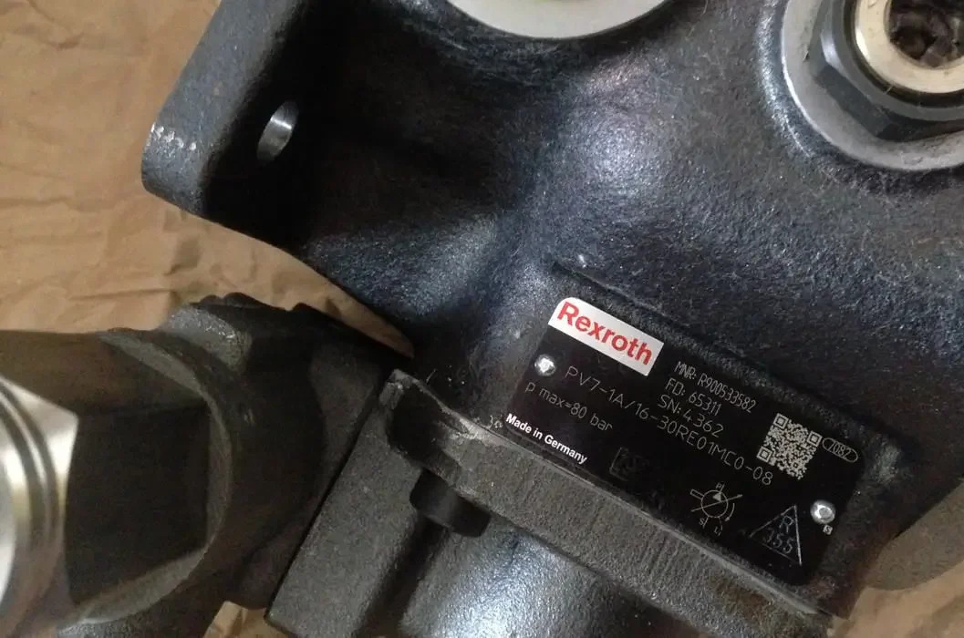 렉스로스 펌프 R 900533582 PV7-1A/16-30RE01MC0-08