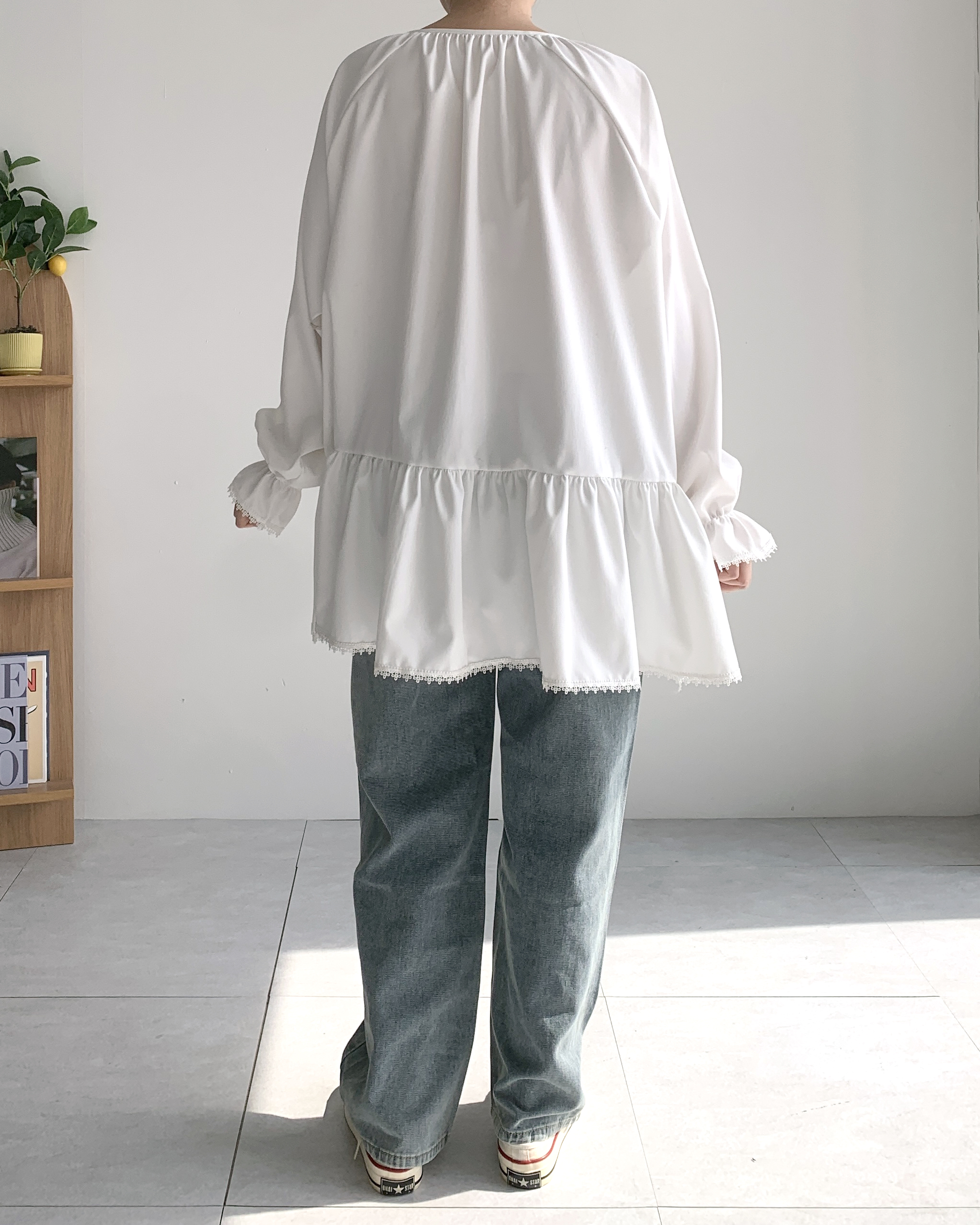 레이스블라우스 화이트블라우스 임산부 프릴블라우스 - 상세 이미지 5