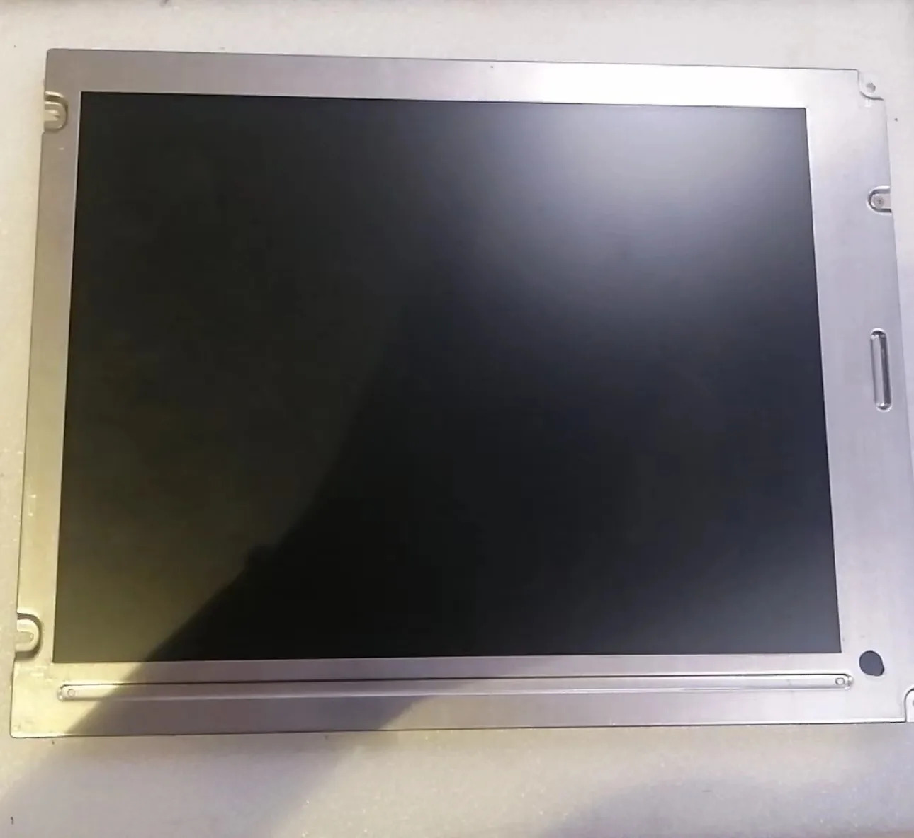 104 인치 LCD 화면 LQ121S1DG11
