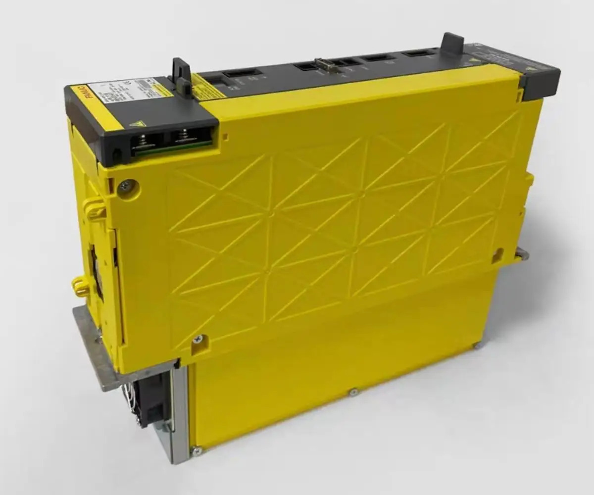새 A06B-6200-H011 Fanuc 드라이브 12 개월