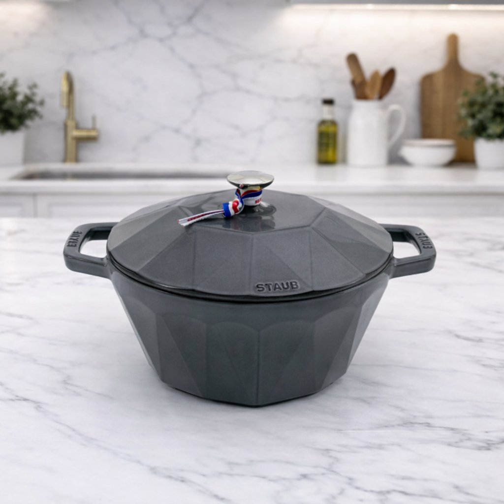 스타우브 STAUB 다이아몬드 꼬꼬떼 22cm 그레이 118192218-C 프랑스 C품 - 상품 이미지