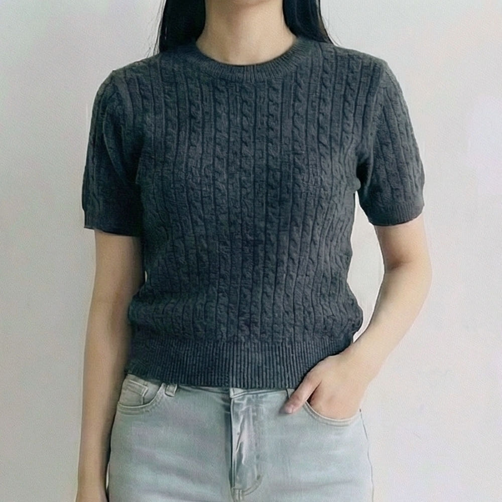 케이블 꽈배기 울 크롭 반팔 니트 - 상세 이미지 3
